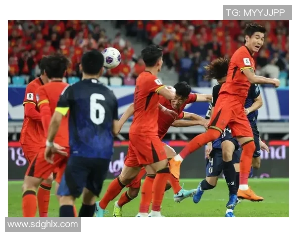 足球英雄泪水背后的故事与坚韧拼搏 他们的痛苦与荣耀交织成传奇